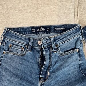 Ripped Hollister Jeans 🎃- bundle to save-